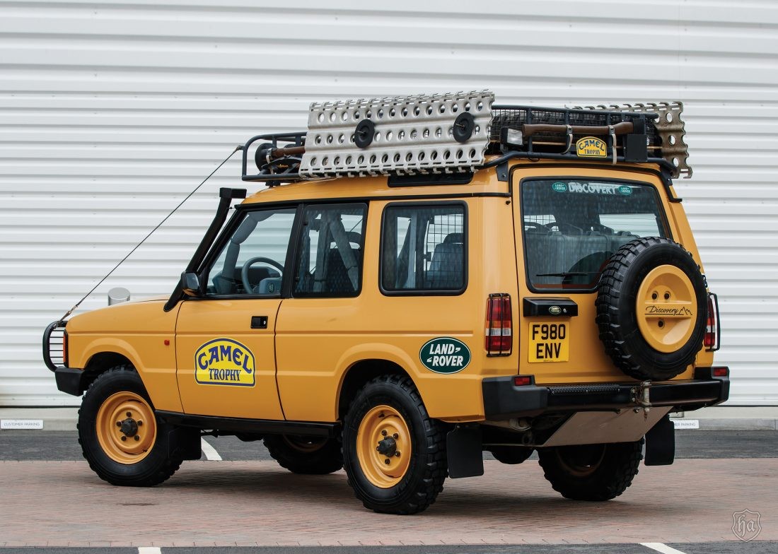 Land_Rover_Camel_Trophy_Discovery