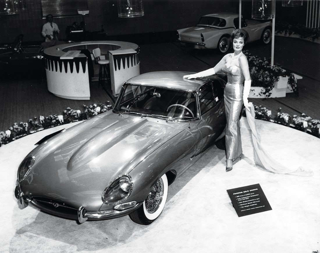 1961-Jaguar-E-Type-New-York-Auto-Show-Debut
